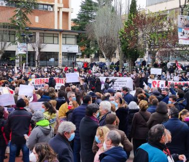 Manifestación tren convencional